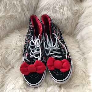 🔥 HELLO KITTY Hi-Top Vans -Limited edition-